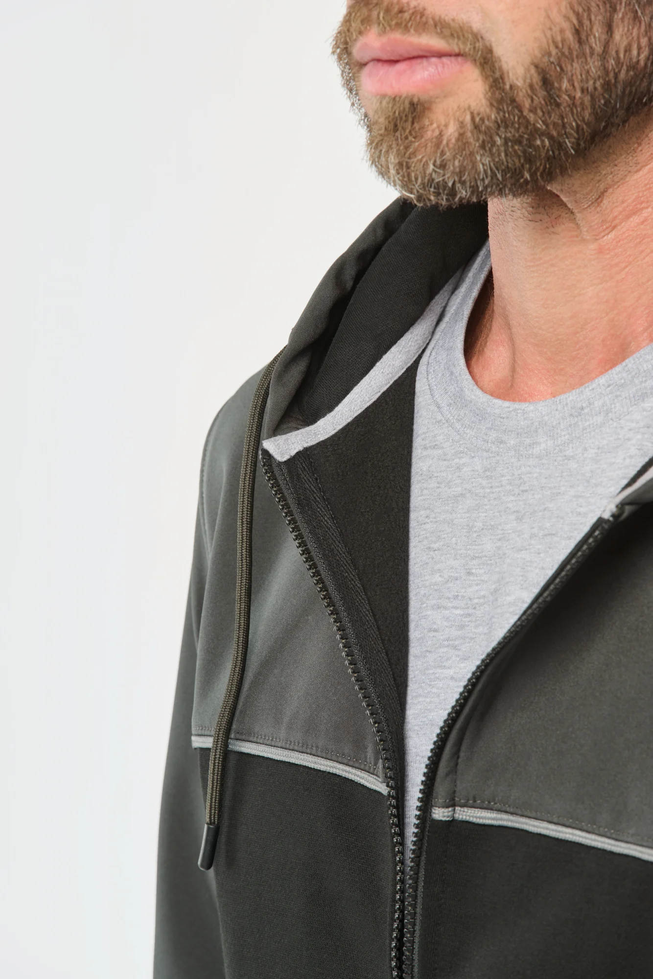WK. Designed To Work Tweekleurig ecologisch fleecevest met capuchon