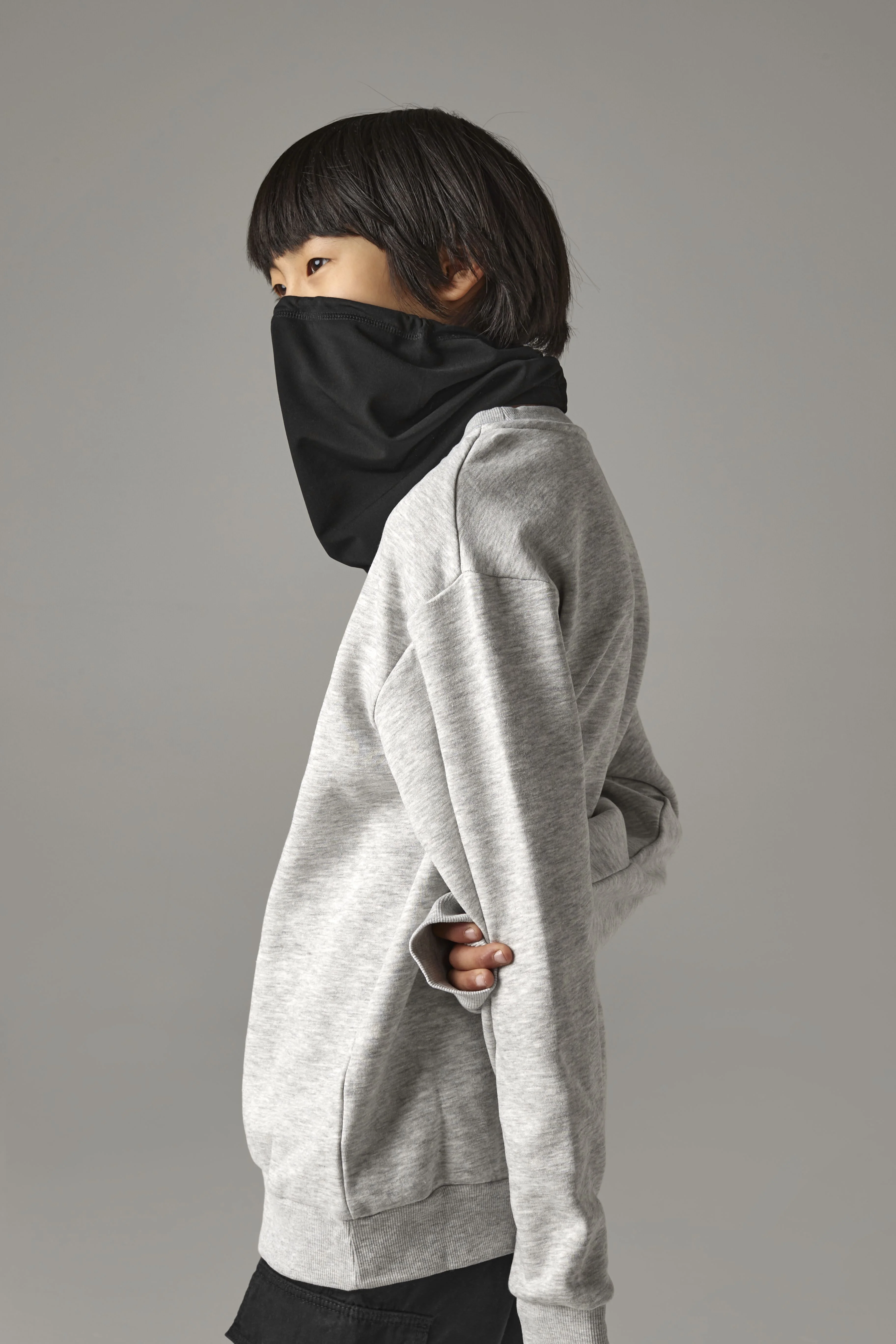 Junior softshell sports tech neck warmer