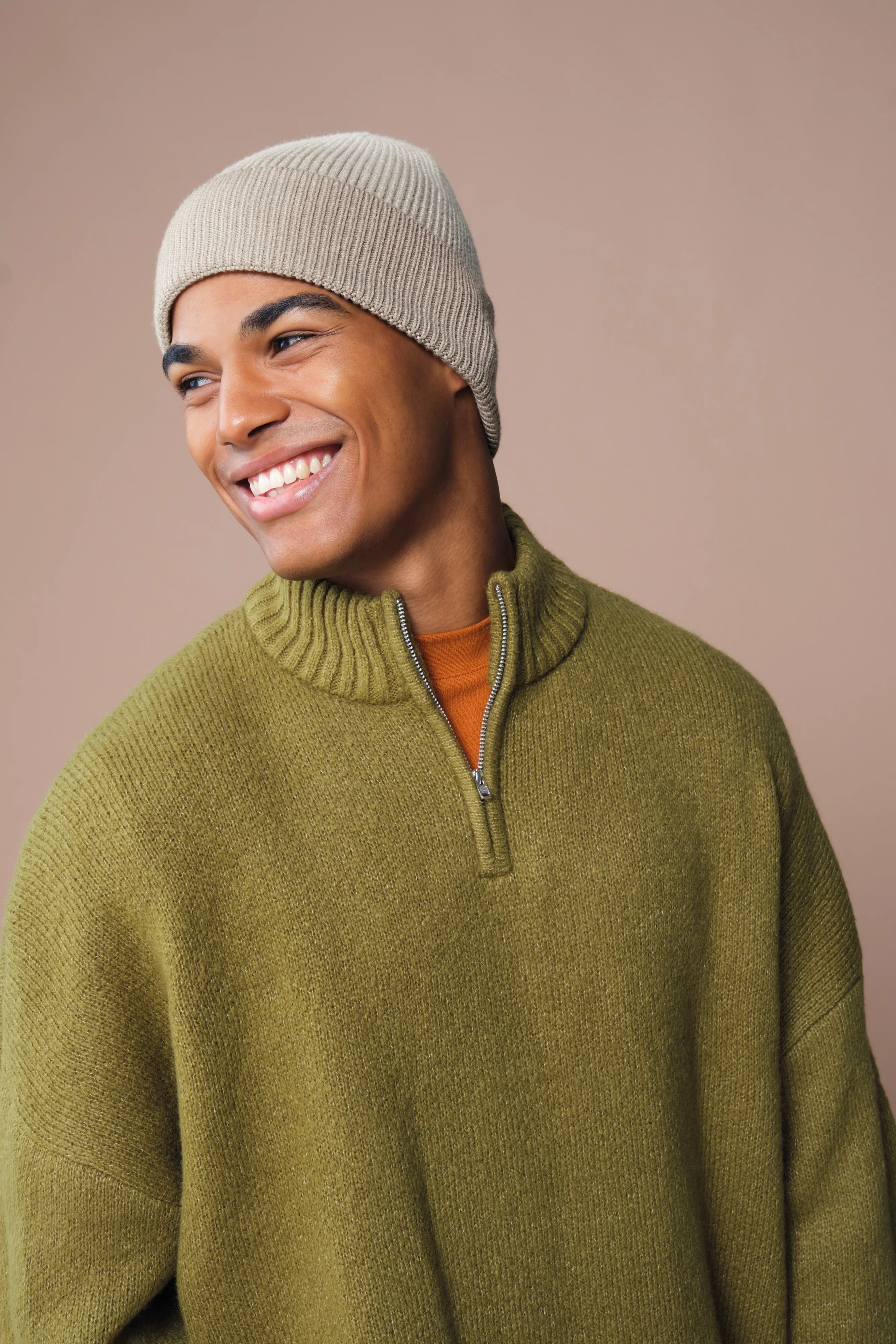 Dip-dye beanie