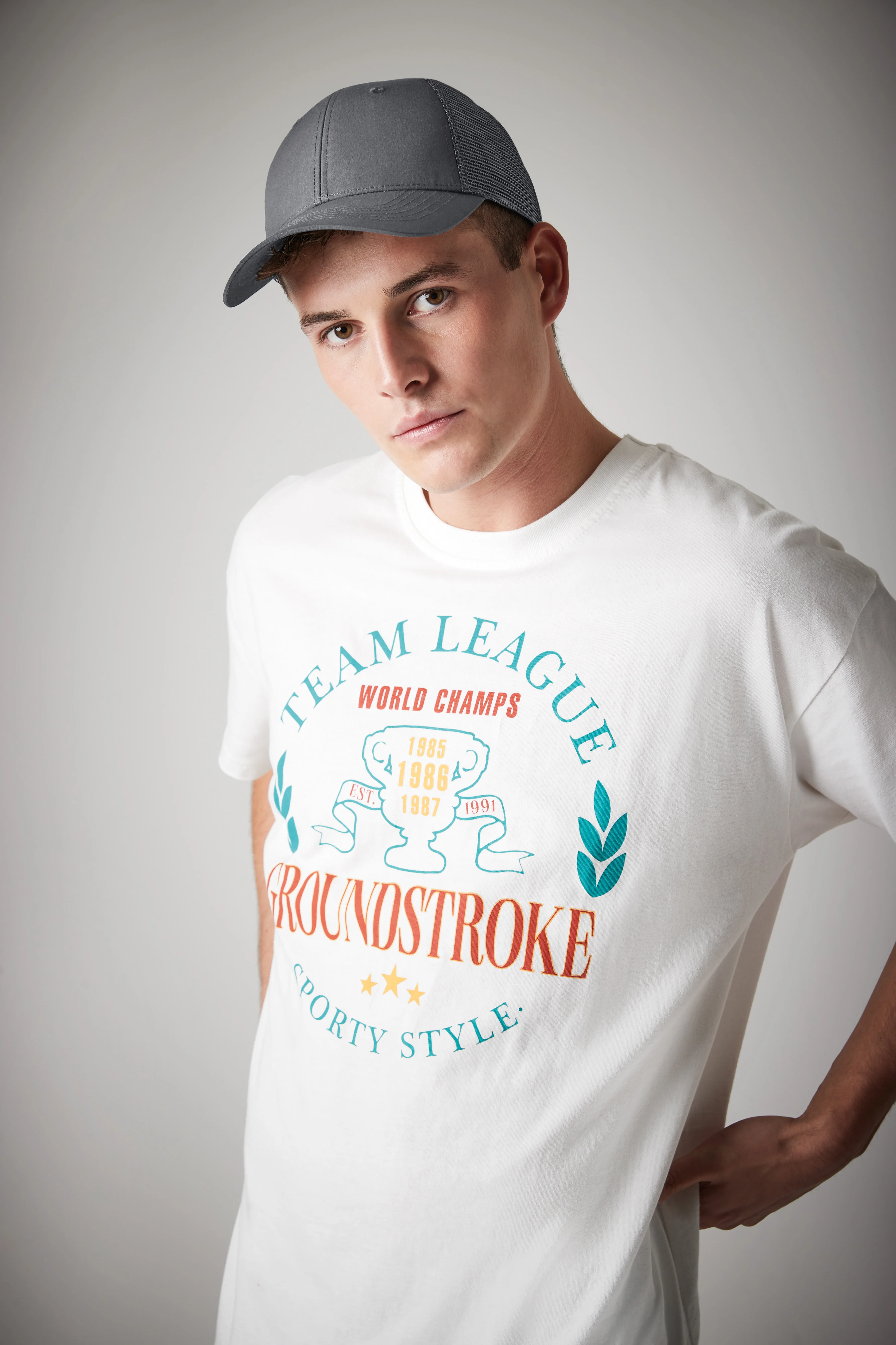 Recycled urbanwear 6-panel snapback trucker