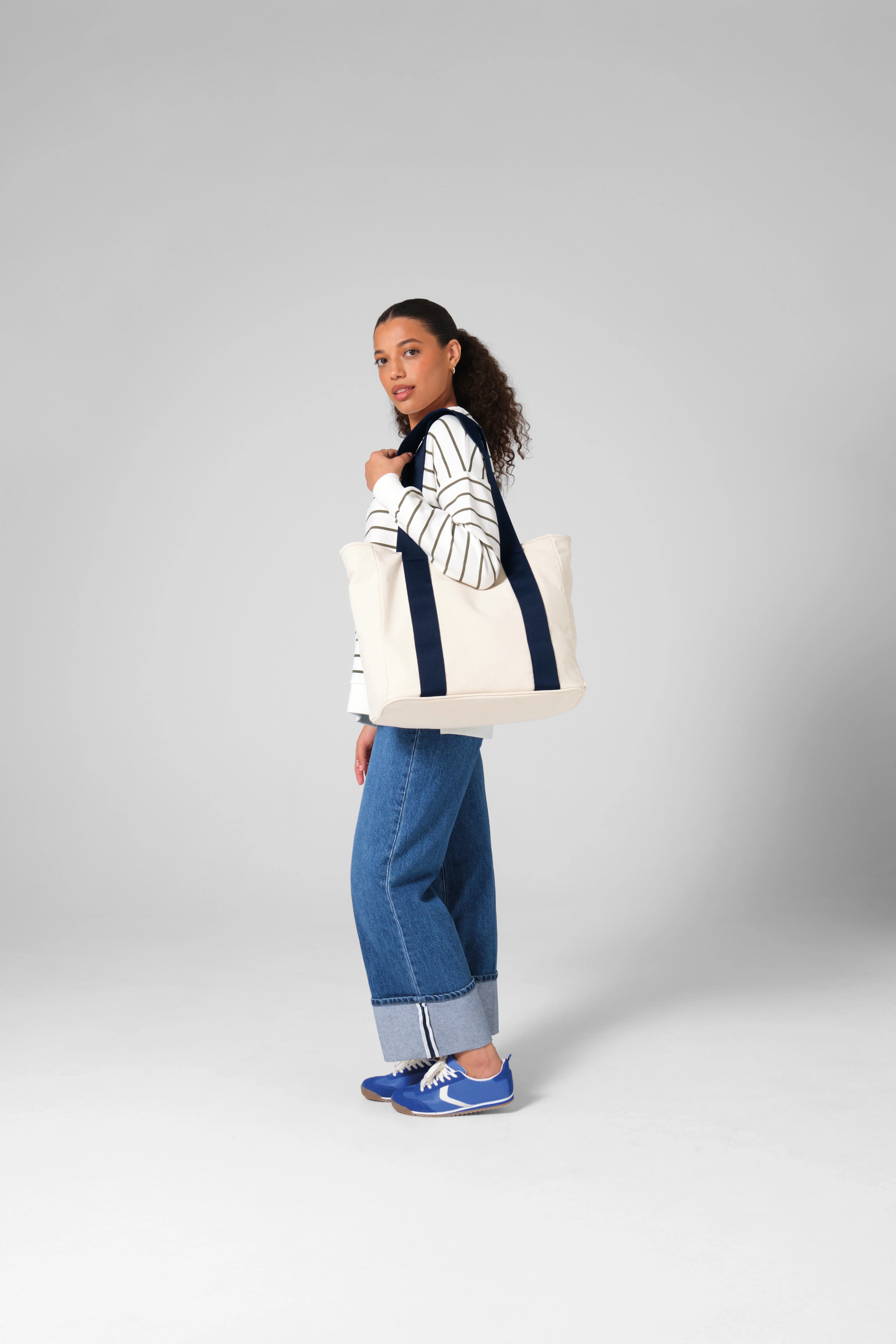 Edit canvas tote