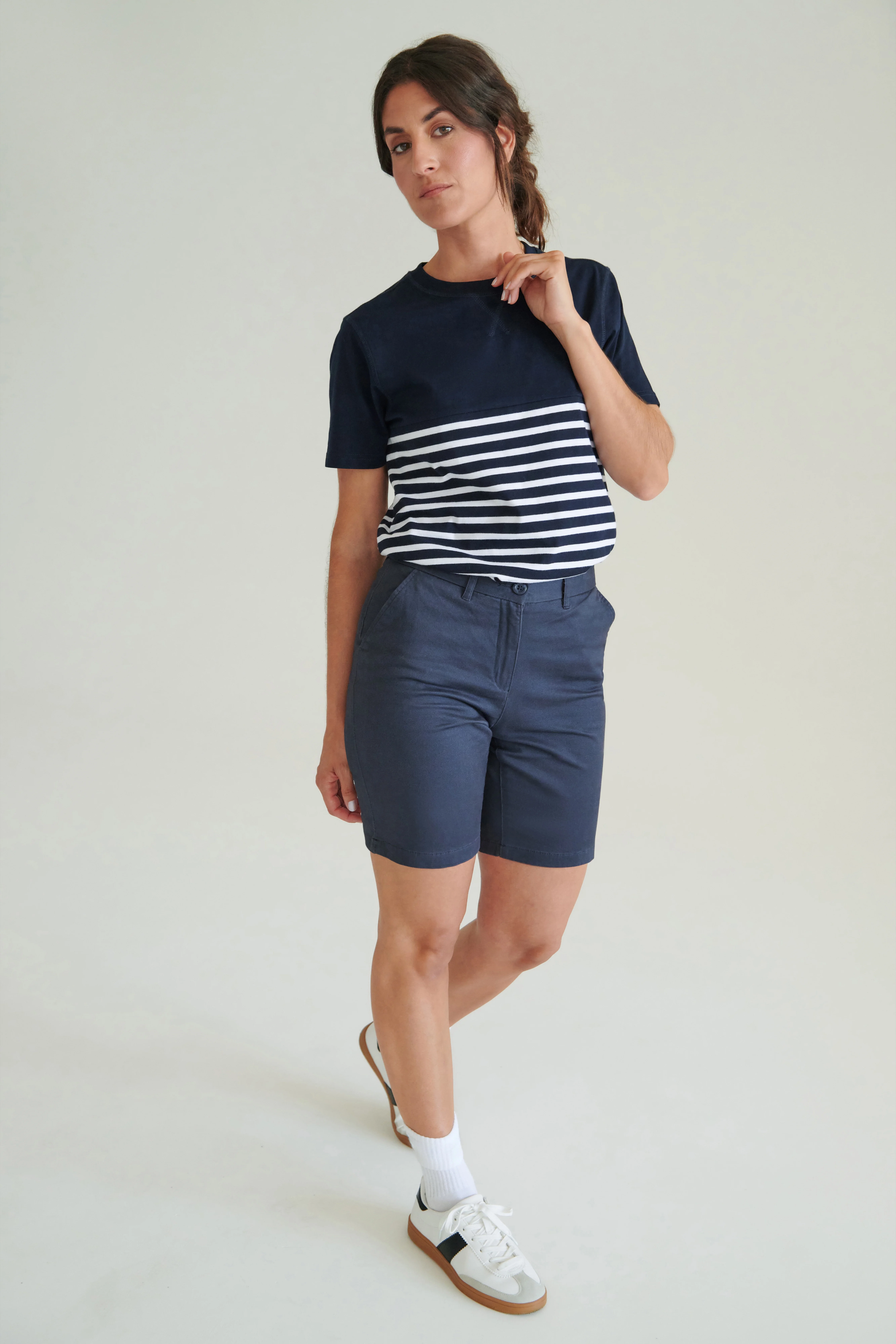 Front Row Ladies' Stretch Chino Shorts