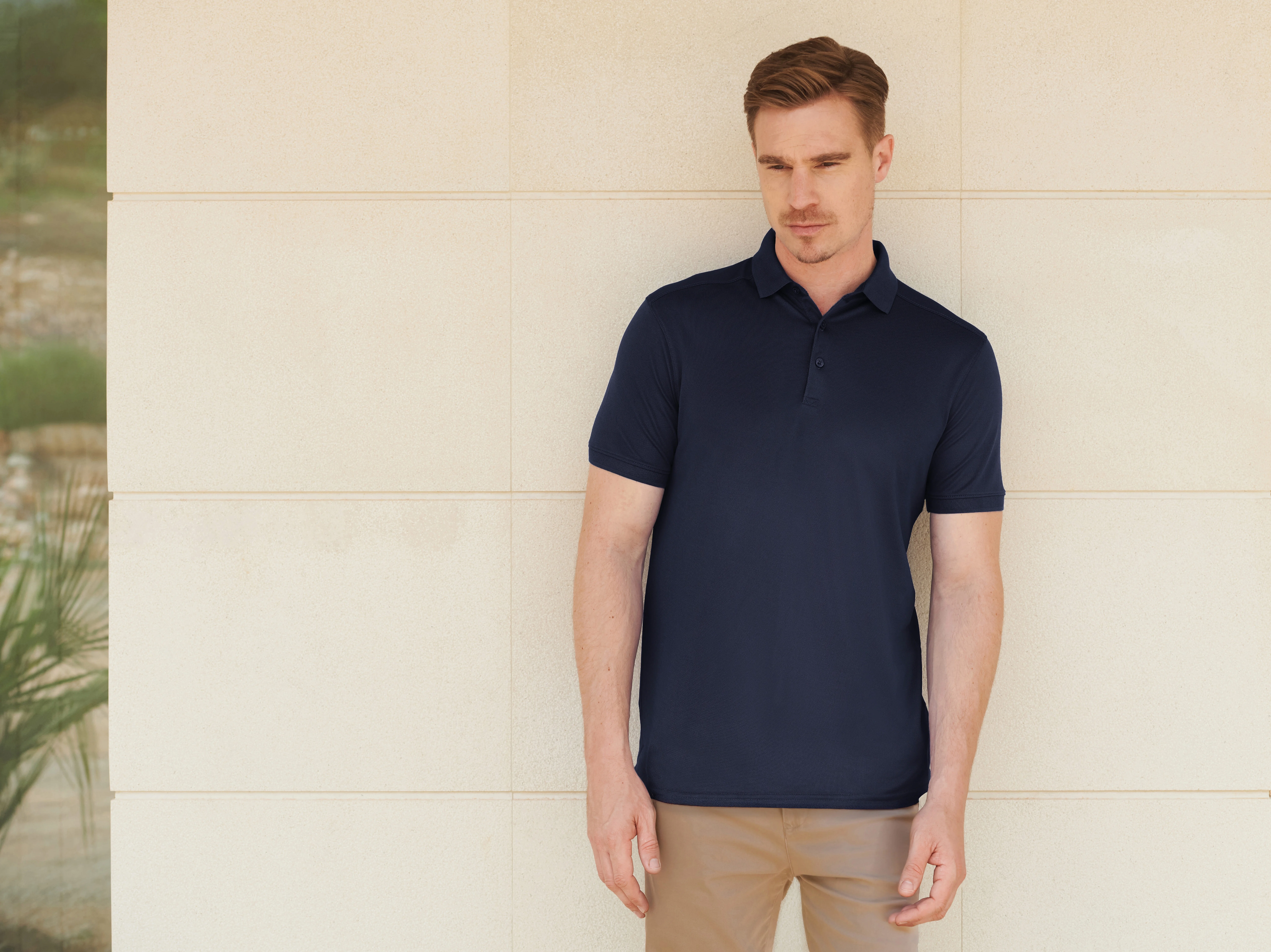 Stretch polo shirt with wicking finish (slim fit)