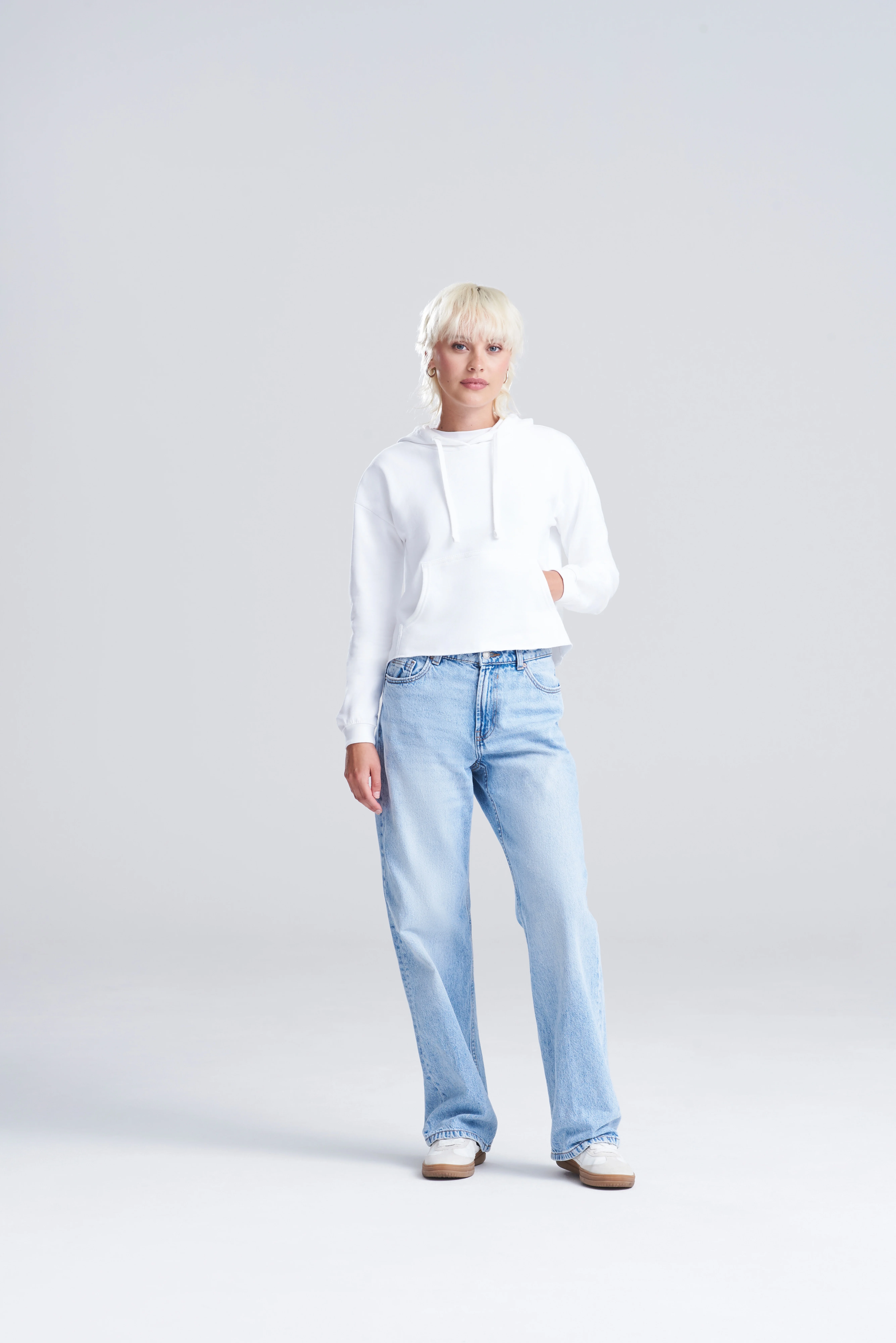 Women's cropped hoodie