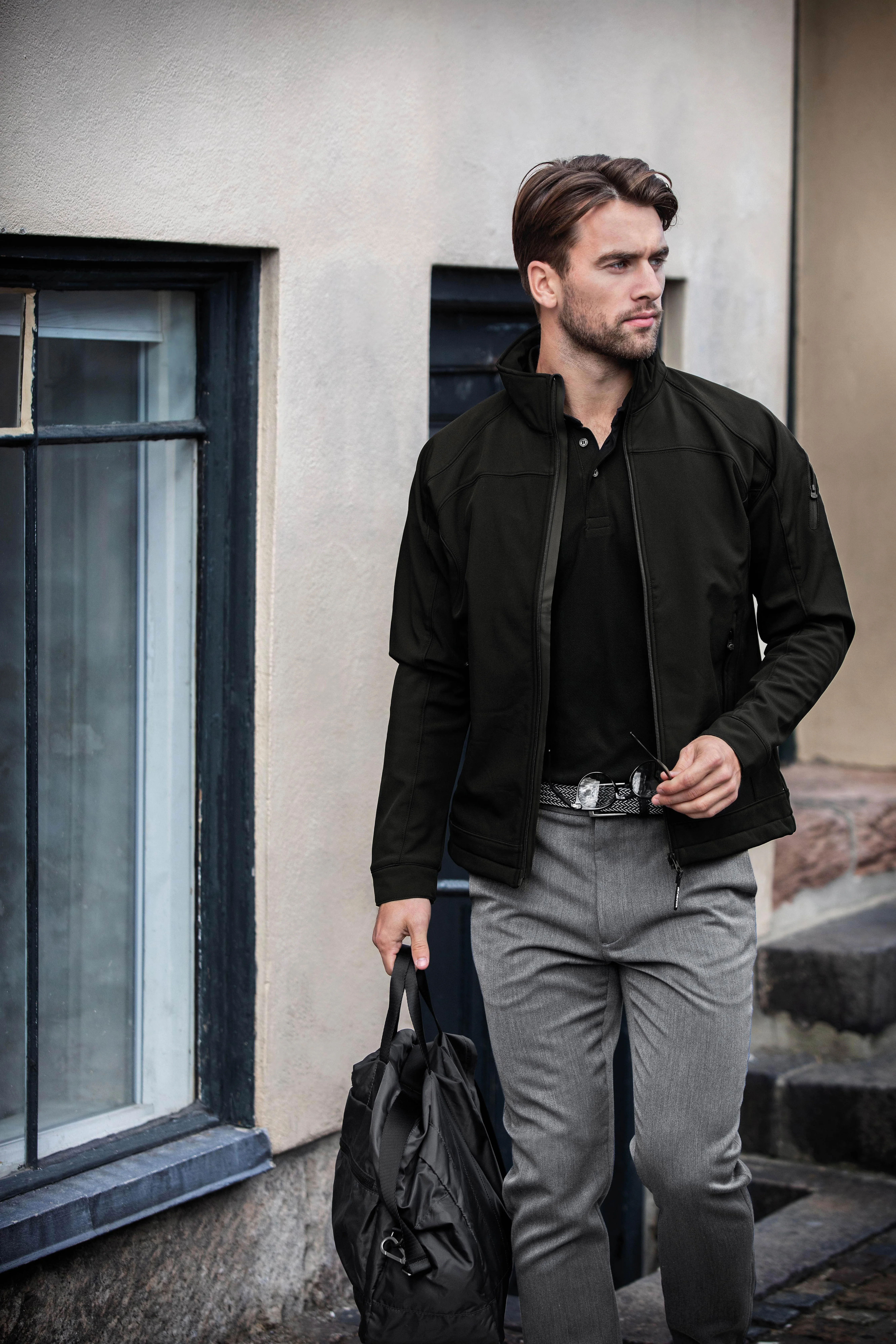 Duxbury – fashionable performance softshell jacket