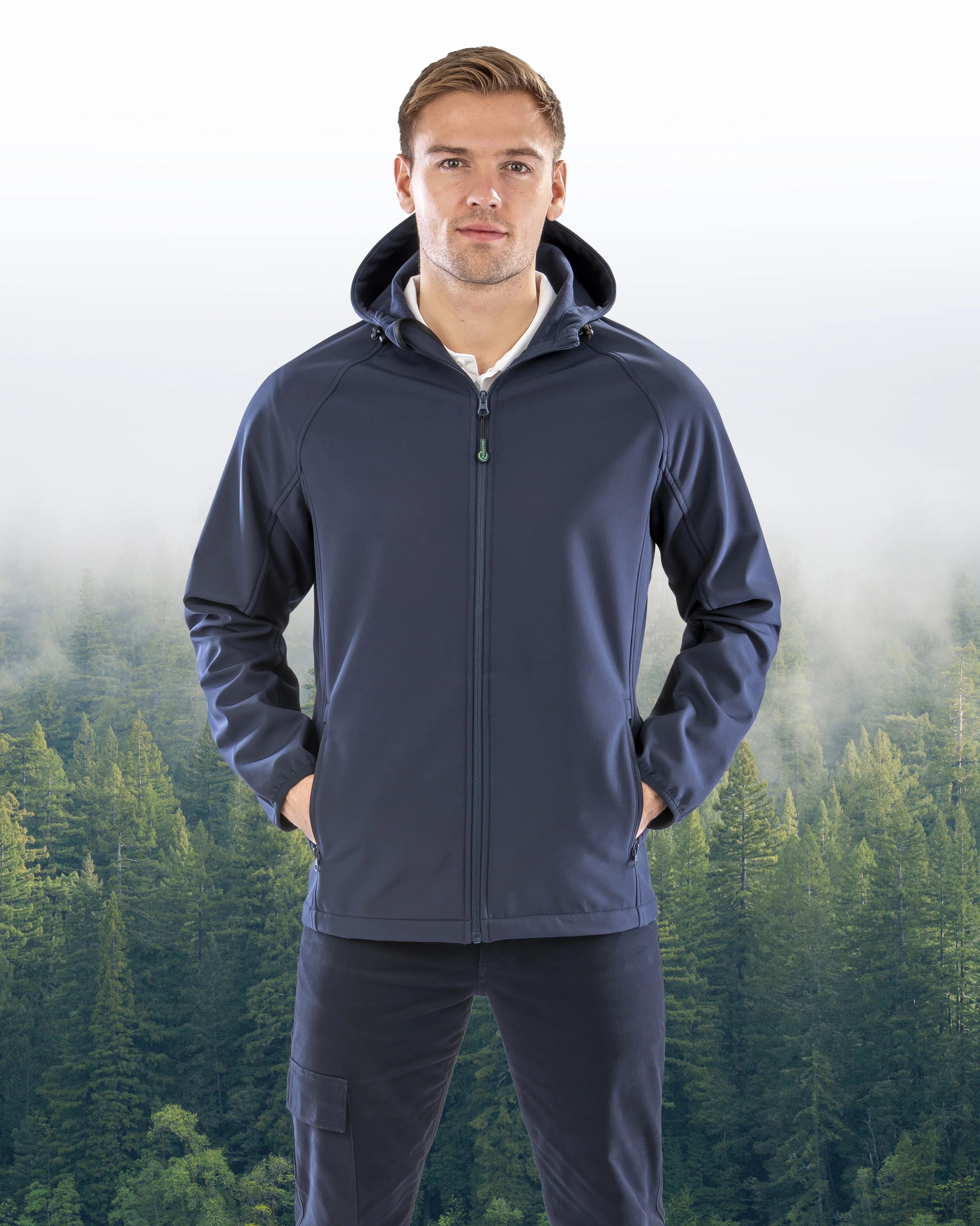 Result 3-laagse gerecycleerde softshell met capuchon voor heren