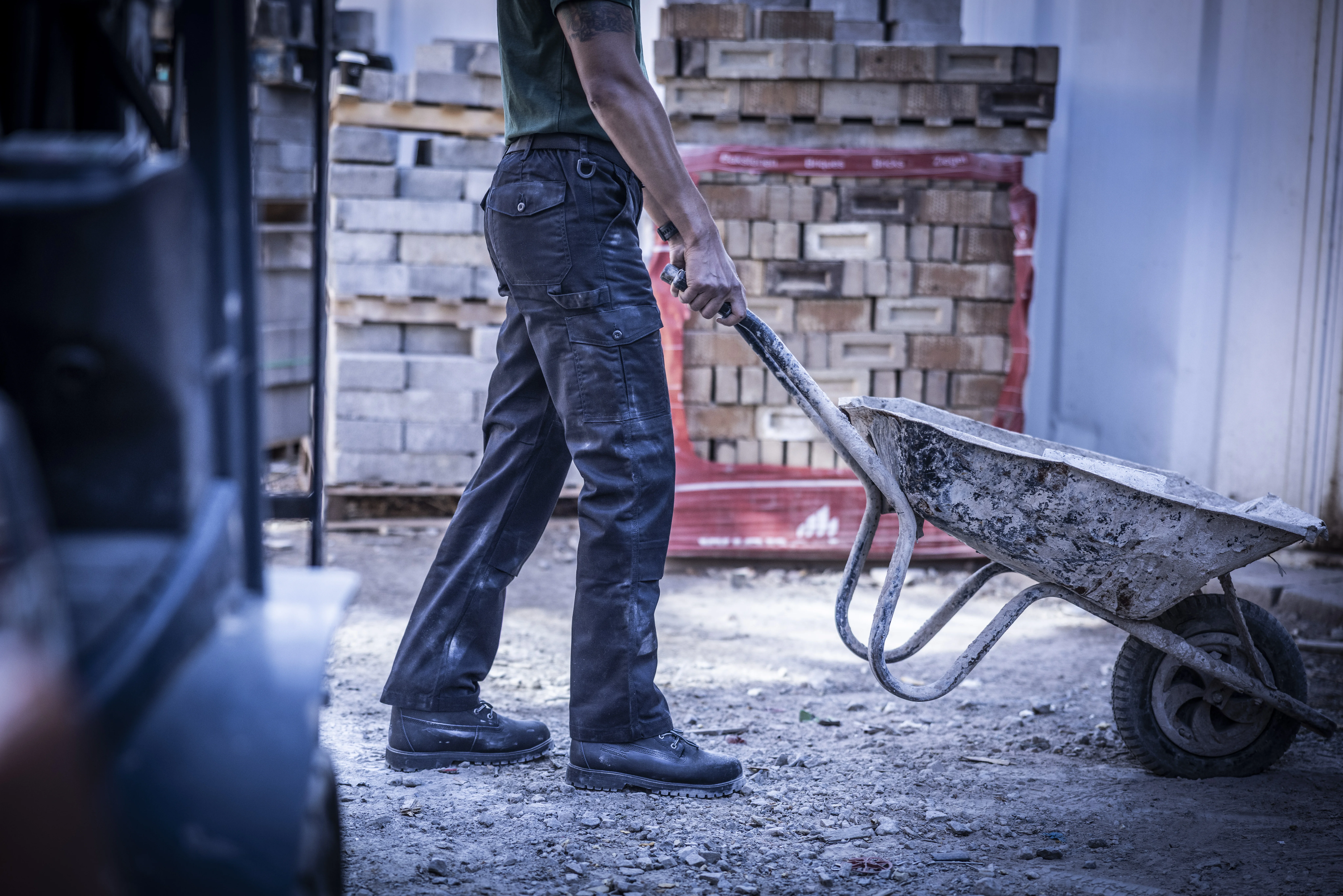 Pro cargo trousers