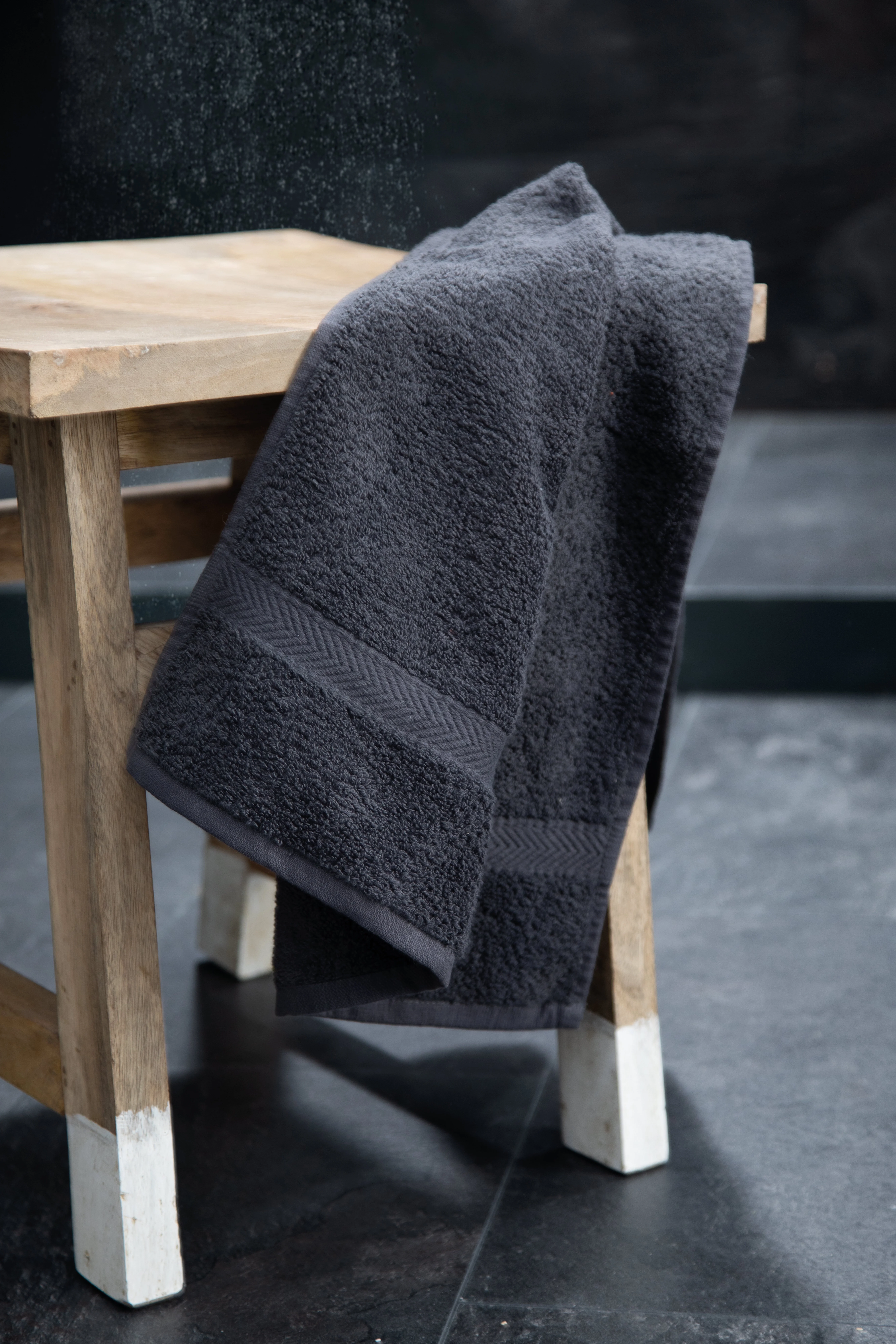 Luxury range hand towel